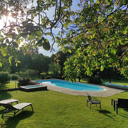 Domaine De L'Orfraie Bed & Breakfast Saint-Juire-Champgillon Exterior photo