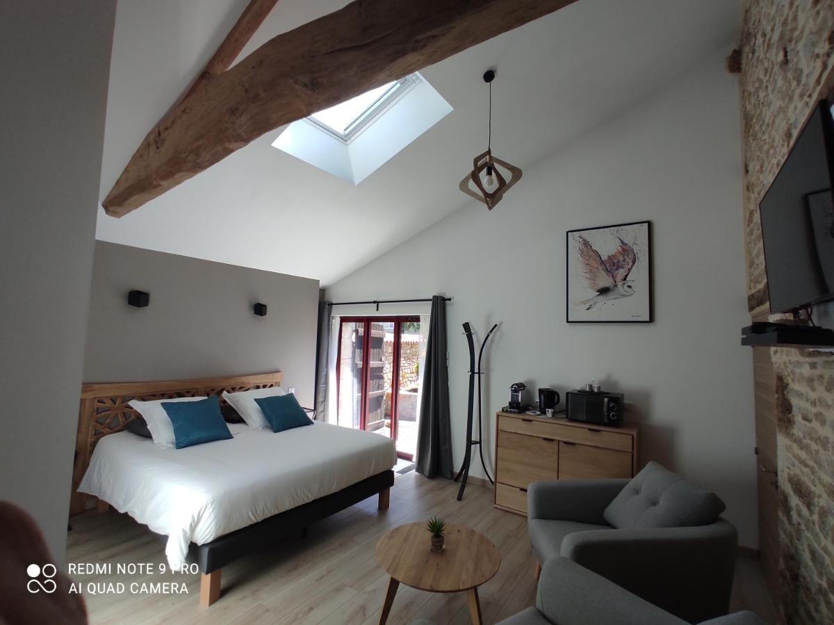 Domaine De L'Orfraie Bed & Breakfast Saint-Juire-Champgillon Exterior photo