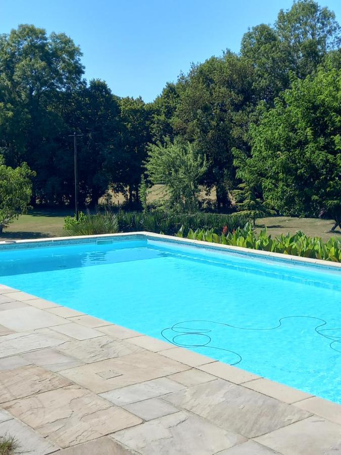 Domaine De L'Orfraie Bed & Breakfast Saint-Juire-Champgillon Exterior photo